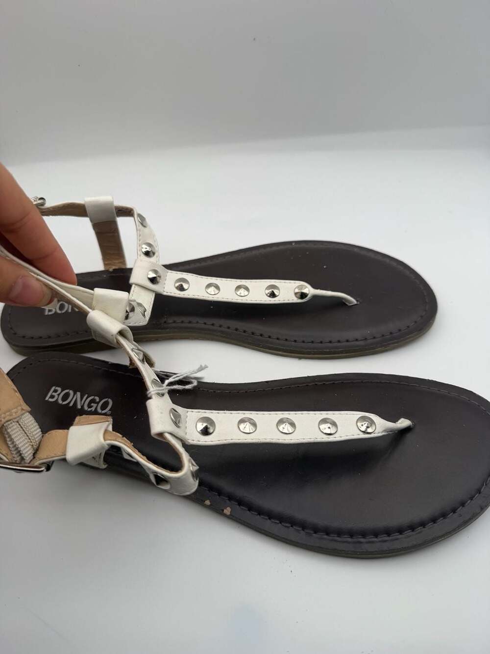 Bongo White Silver Studded T-Strap Ankle Strap Flat Sandals 10